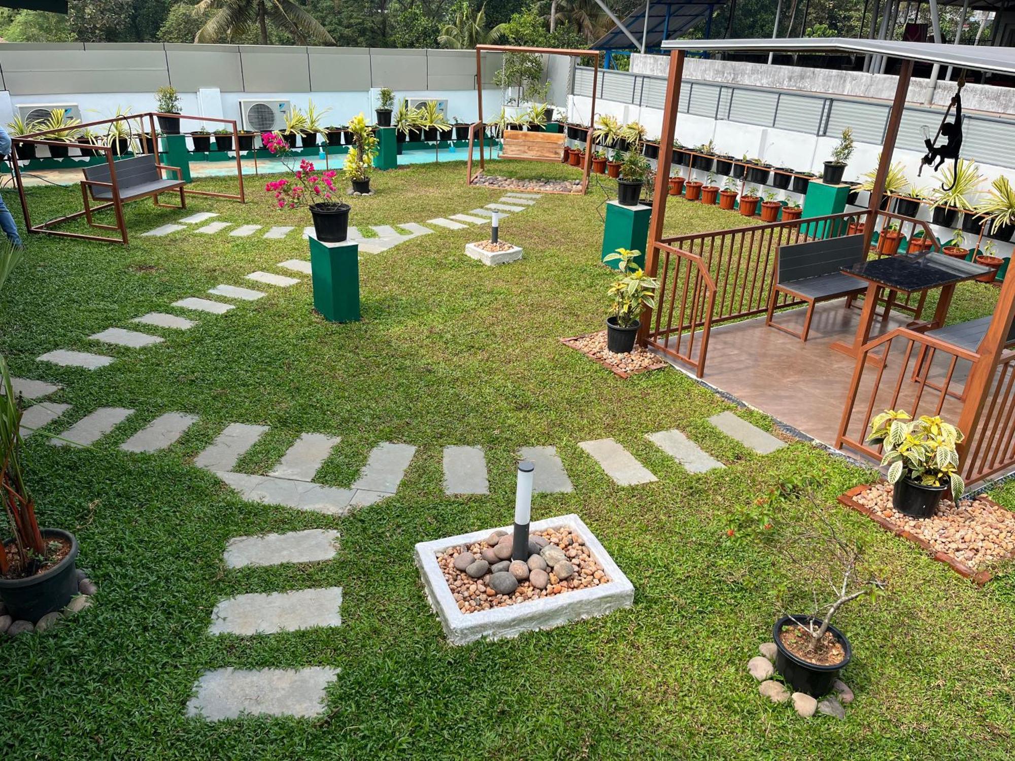 Universal Residency Perumpāvūr Extérieur photo